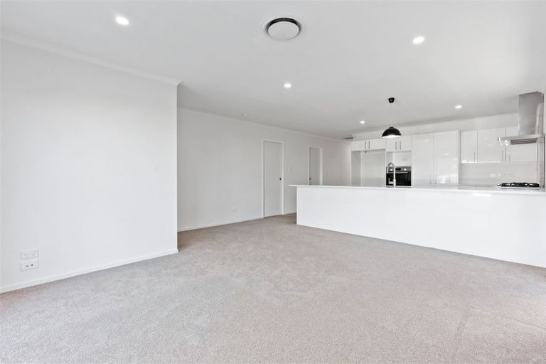 Photo of property in 11 Maioha Road, Pukekohe, 2120