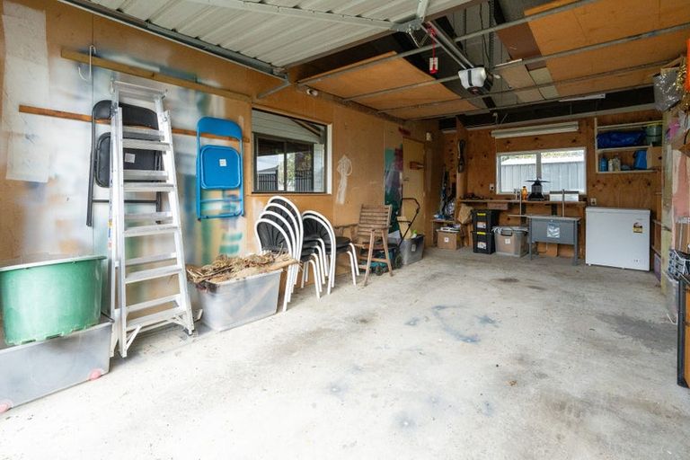 Photo of property in 27 Charles Street, Levin, 5510