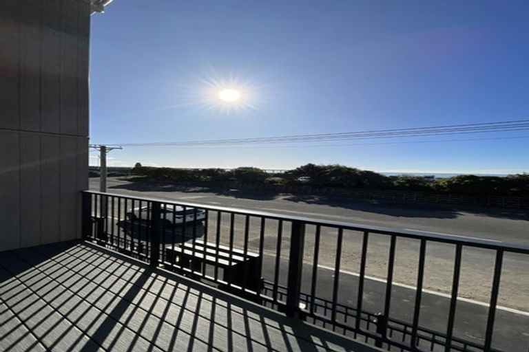 Photo of property in 3/231 Marine Parade, Seatoun, Wellington, 6022