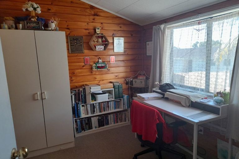 Photo of property in 26 Cranberry Place, Bucklands Beach, Auckland, 2012