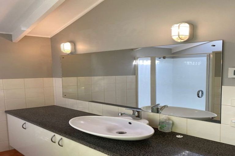 Photo of property in 98 Te Mata Peak Road, Havelock North, 4130