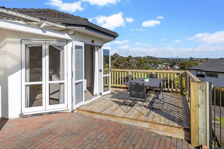 Photo of property in 10a Mackay Drive, Greenhithe, Auckland, 0632