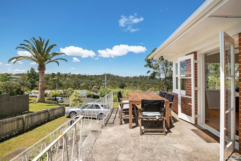 Photo of property in 37 Park Road, Glenfield, Auckland, 0629