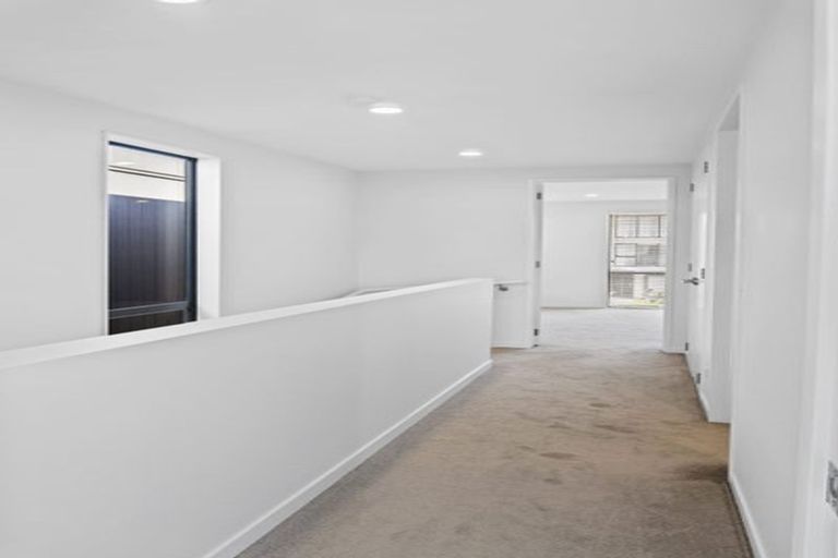 Photo of property in 117 Tarapuka Road, Westgate, Auckland, 0814
