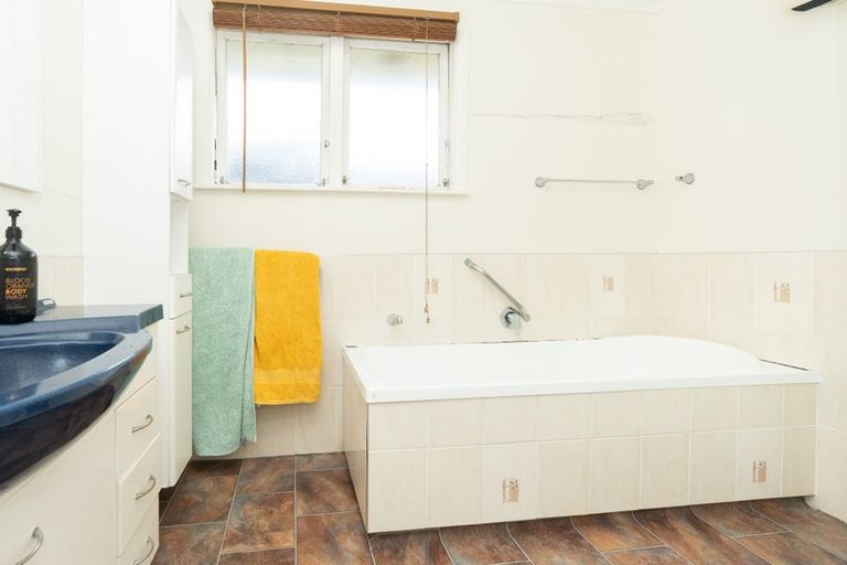 Photo of property in 30 Kakanui Avenue, Hillcrest, Hamilton, 3216