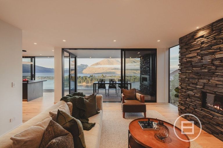 Photo of property in 7b Wakatipu Heights, Queenstown, 9300