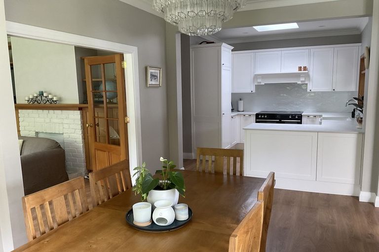 Photo of property in 399a Karori Road, Karori, Wellington, 6012