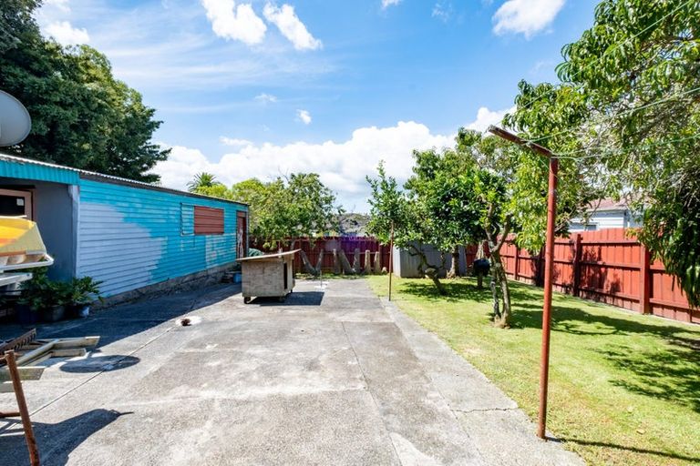 Photo of property in 22 Boundary Road, Clover Park, Auckland, 2019