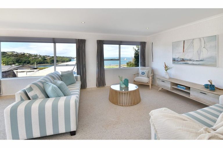 Photo of property in 1017 Whangaparaoa Road, Tindalls Beach, Whangaparaoa, 0930