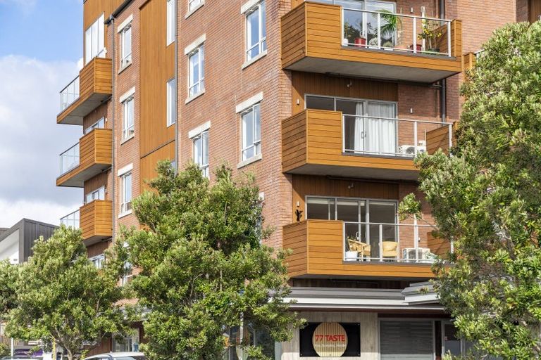 Photo of property in 201/160a Hobsonville Point Road, Hobsonville, Auckland, 0616