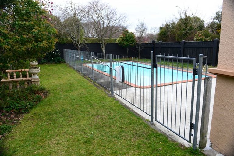 Photo of property in 65 Havelock Road, Havelock North, 4130