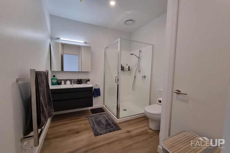 Photo of property in 5/3 Genevieve Lane, Hobsonville, Auckland, 0616