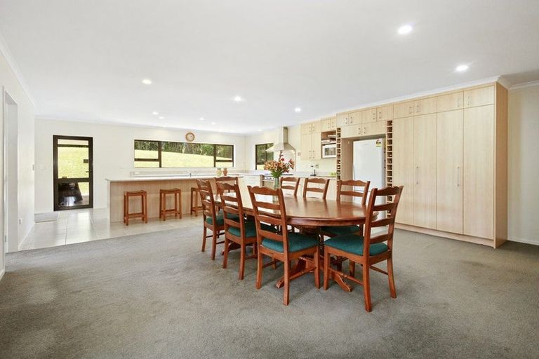 Photo of property in 50 Bing Lucas Drive, Tawa, Wellington, 5028