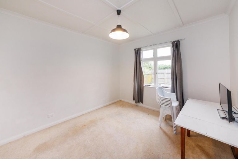 Photo of property in 992b Tremaine Avenue, Roslyn, Palmerston North, 4414