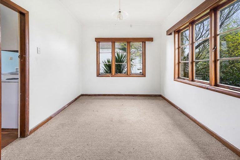 Photo of property in 8 Johnson Street, Dinsdale, Hamilton, 3204