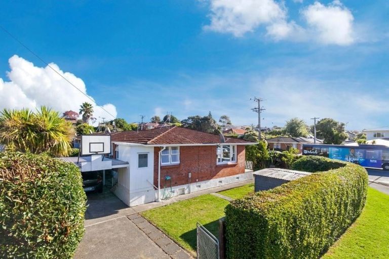 Photo of property in 1/84 Nile Road, Milford, Auckland, 0620