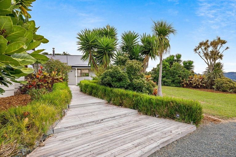 Photo of property in 889 Matakana Road, Matakana, 0985