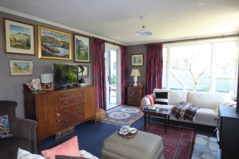 Photo of property in 9 Oxford Street, Holmes Hill, Oamaru, 9401