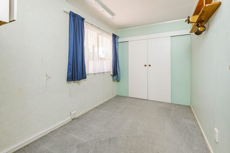 Photo of property in 14 Foxbridge Lane, Conifer Grove, Takanini, 2112