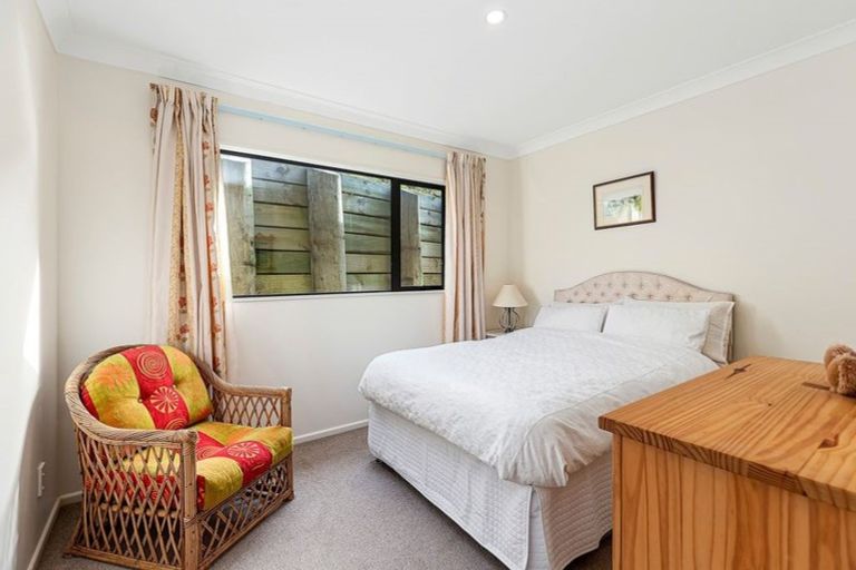 Photo of property in 72 Staithes Drive North, Whitby, Porirua, 5024