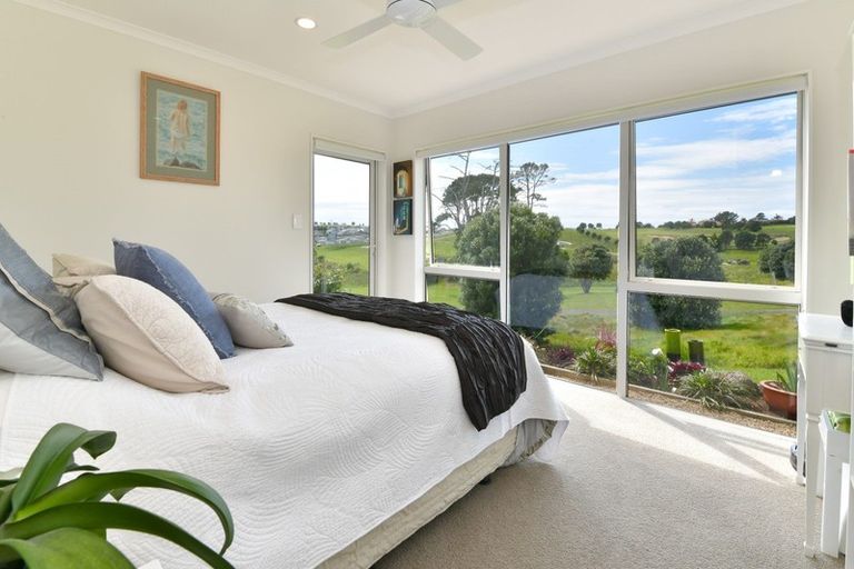 Photo of property in 39 Discovery Drive, Gulf Harbour, Whangaparaoa, 0930