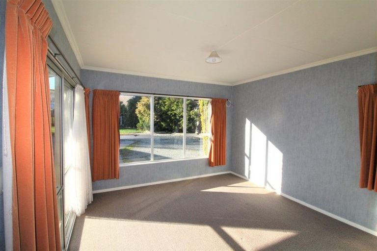 Photo of property in 7 Meadow Street, Lumsden, 9730