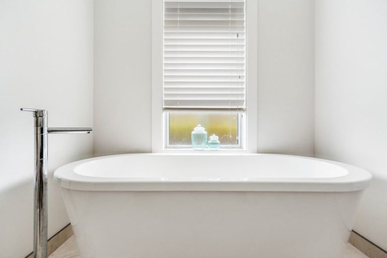 Photo of property in 2 Audrey Place, Flagstaff, Hamilton, 3210