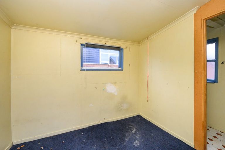 Photo of property in 17 Haydon Street, Roslyn, Palmerston North, 4414