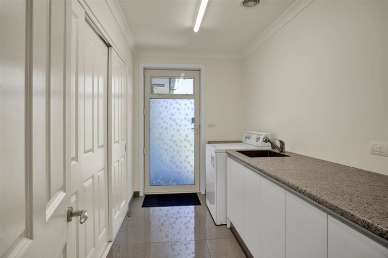 Photo of property in 30 Waipapa Road, Waitara, 4383