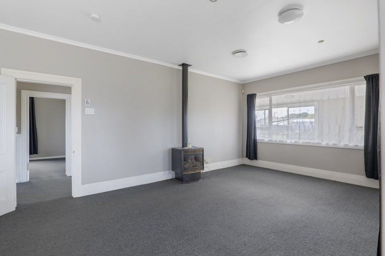 Photo of property in 39 Celia Street, Stratford, 4332