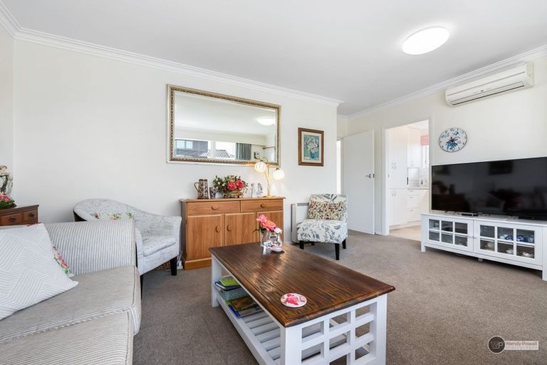 Photo of property in 1/593 High Street, Boulcott, Lower Hutt, 5010