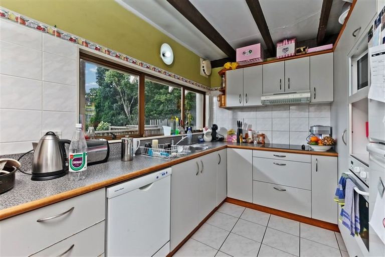 Photo of property in 10 Stredwick Drive, Torbay, Auckland, 0630
