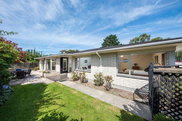 Photo of property in 38 Colina Street, Avonhead, Christchurch, 8042