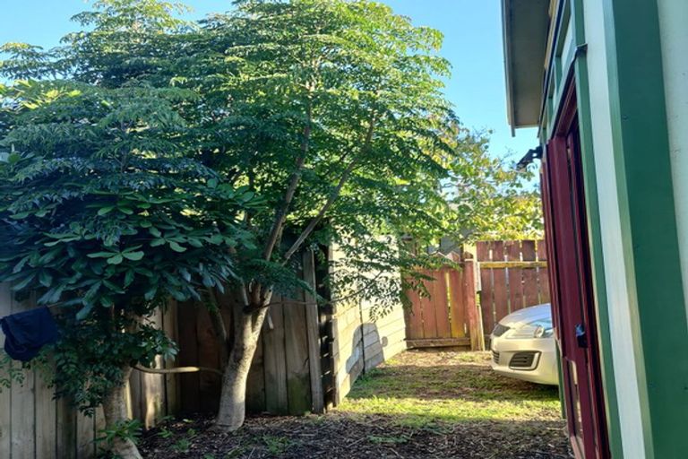 Photo of property in 4/88 Ohauiti Road, Hairini, Tauranga, 3112