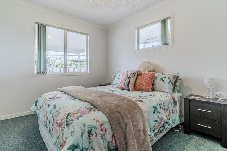 Photo of property in 15 Macaulay Place, Twizel, 7901