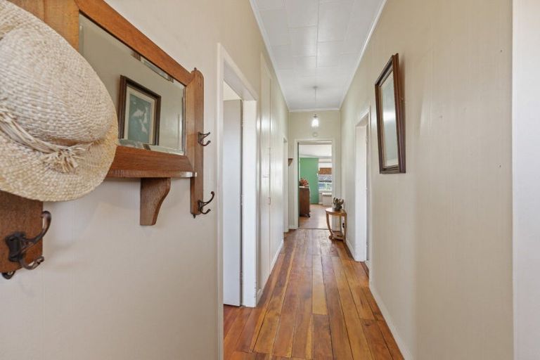 Photo of property in 11 Normanby Street, Fitzroy, New Plymouth, 4312