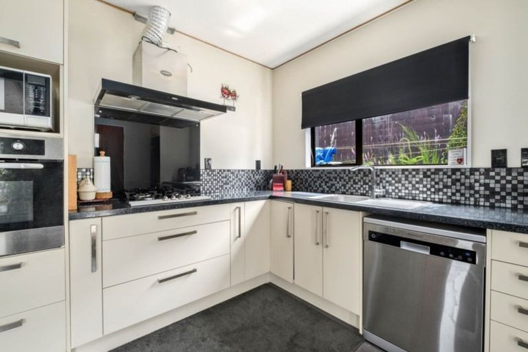 Photo of property in 43a Arawata Terrace, Fernhill, Queenstown, 9300