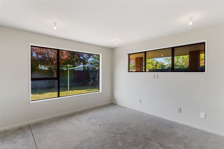 Photo of property in 7 Broadhaven Avenue, Parklands, Christchurch, 8083