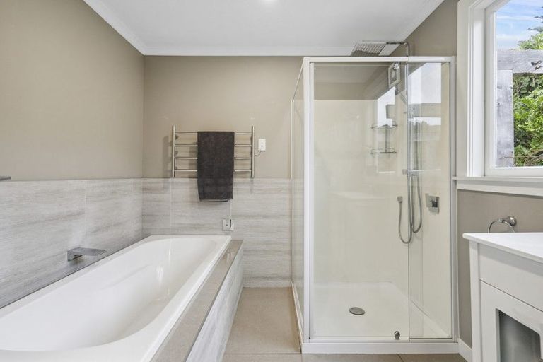 Photo of property in 9 Pukerua Beach Road, Pukerua Bay, 5026