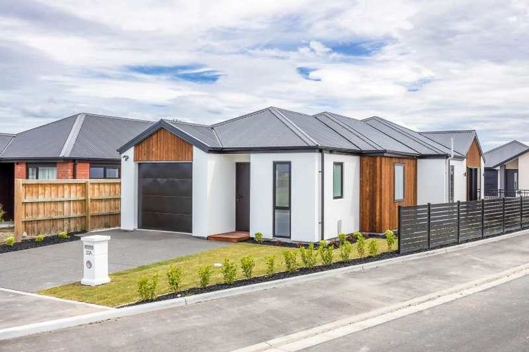 Photo of property in 20a Ruataniwha Avenue, Rangiora, 7400