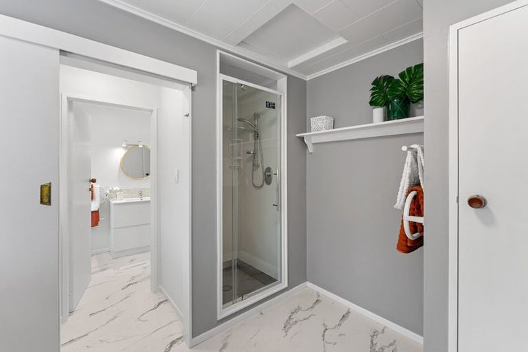 Photo of property in 62 Queens Road, Waikanae Beach, Waikanae, 5036