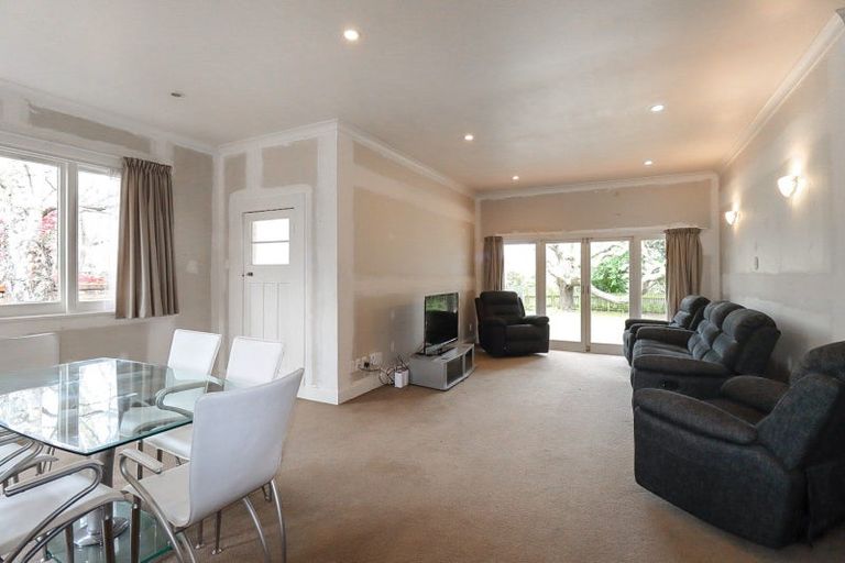 Photo of property in 30 Victoria Avenue, Dannevirke, 4930