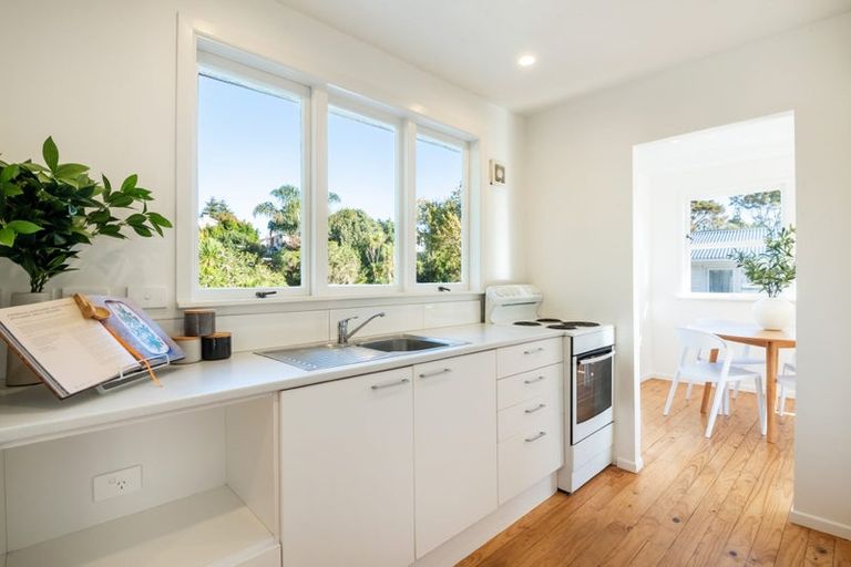 Photo of property in 132 Lancaster Road, Beach Haven, Auckland, 0626