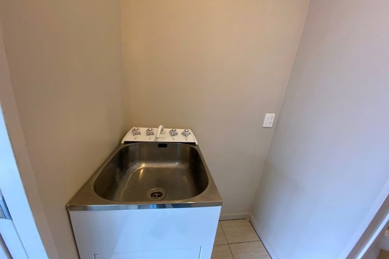 Photo of property in 15 Concepts Way, Flat Bush, Auckland, 2019