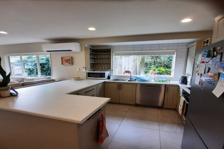 Photo of property in 22 Torkar Road, Clarks Beach, 2122