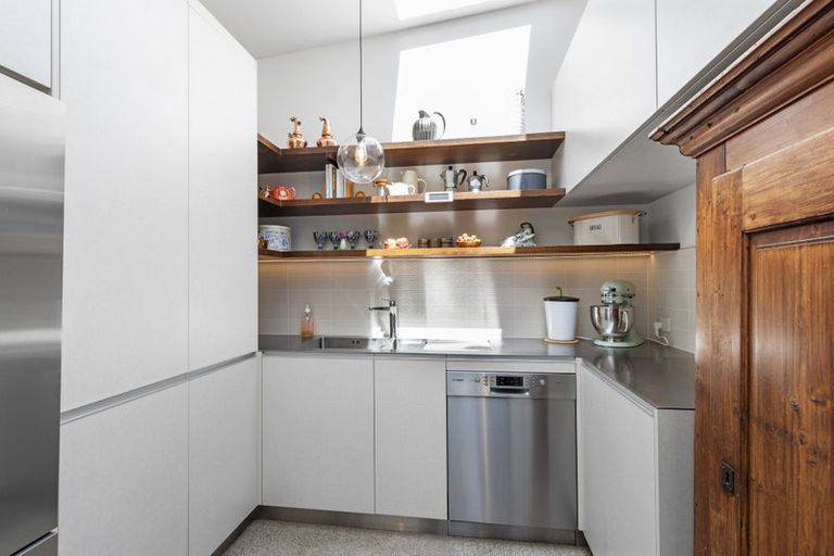 Photo of property in 85 Glenstrae Road, Redcliffs, Christchurch, 8081