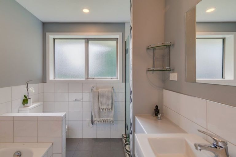 Photo of property in 8 Redwood Place, St Albans, Christchurch, 8052