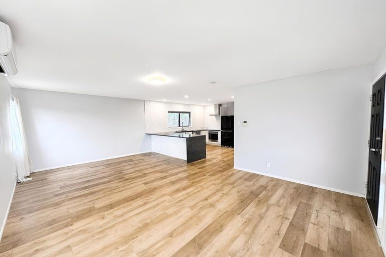 Photo of property in 14 Sabana Place, Unsworth Heights, Auckland, 0632