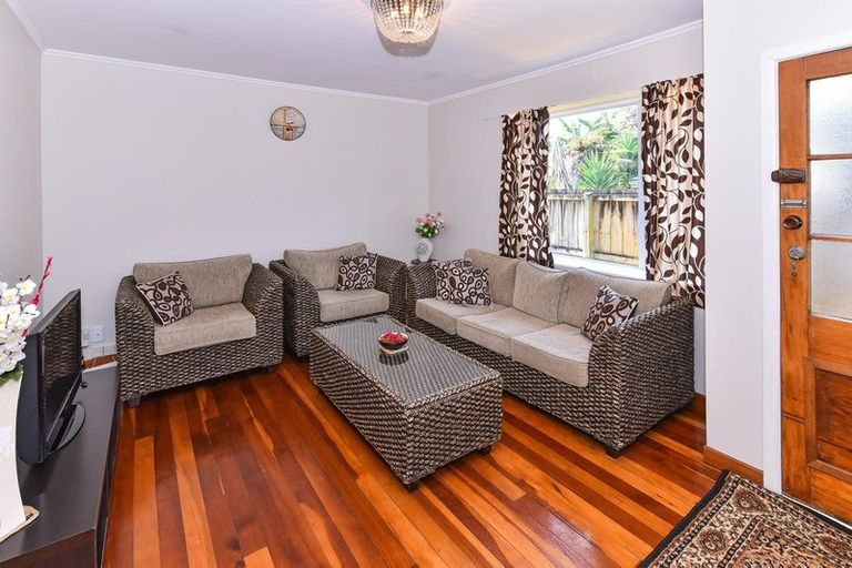 Photo of property in 280a Puhinui Road, Papatoetoe, Auckland, 2025