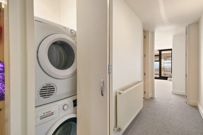 Photo of property in 1152 Whakaue Street, Rotorua, 3010